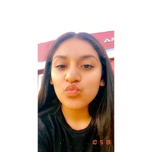 Meet your Posher, Mallory